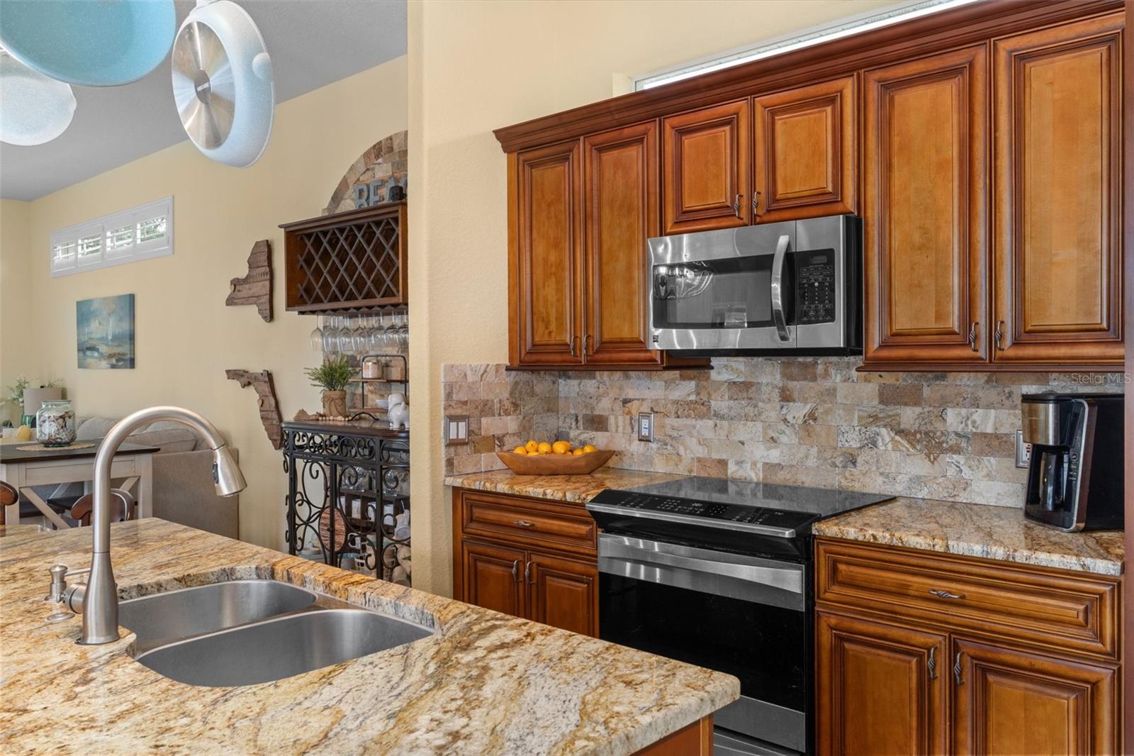 CUSTOM WOOD CABINETS