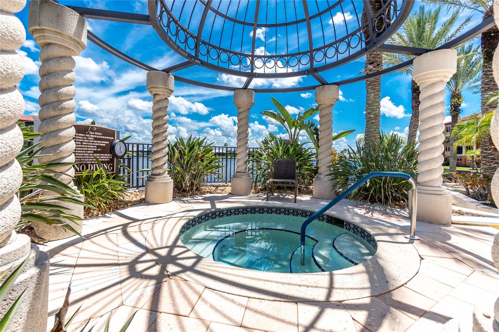 97 VIVANTE BLVD #204, PUNTA GORDA, FL, 33950