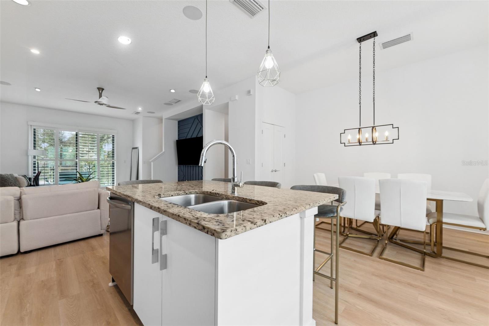 4810 W MCELROY AVE #5, TAMPA, FL, 33611