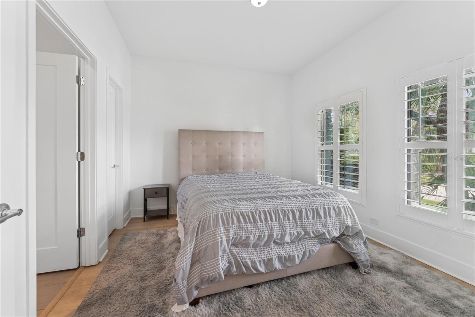 4810 W MCELROY AVE #5, TAMPA, FL, 33611