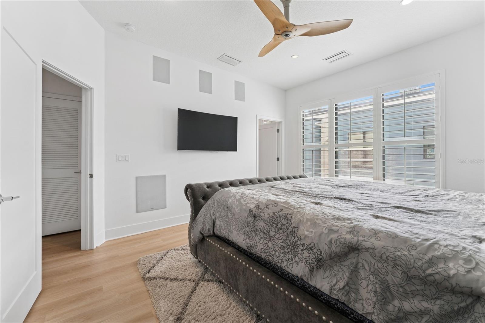 4810 W MCELROY AVE #5, TAMPA, FL, 33611