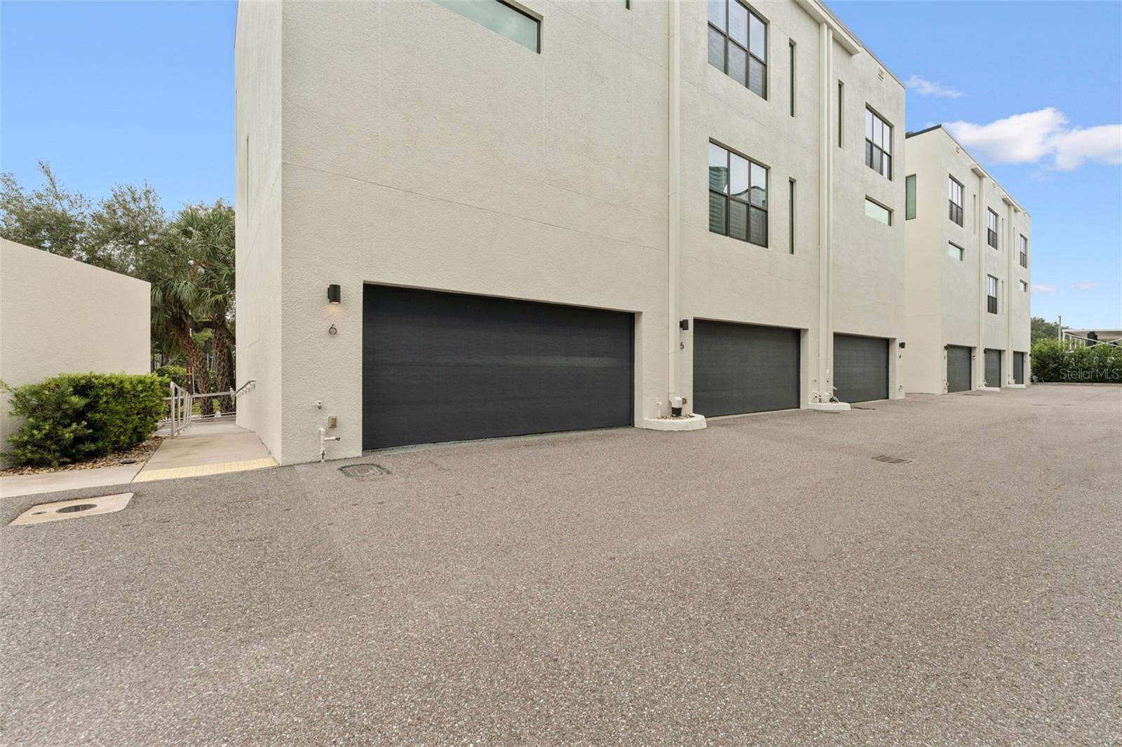 4810 W MCELROY AVE #5, TAMPA, FL, 33611