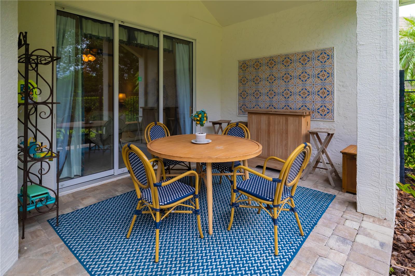 A4663197 Property Photo