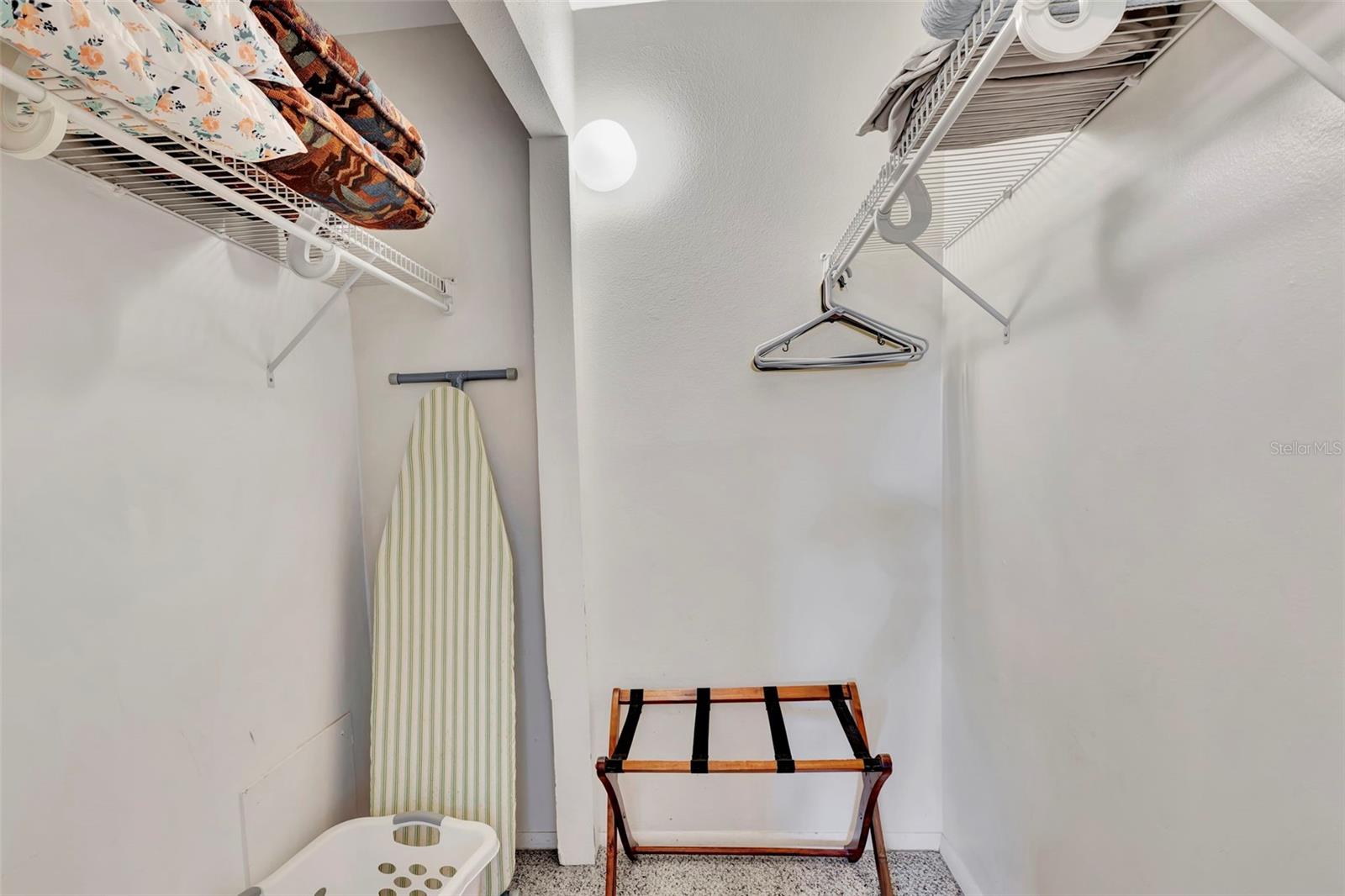 A4663201 Property Photo