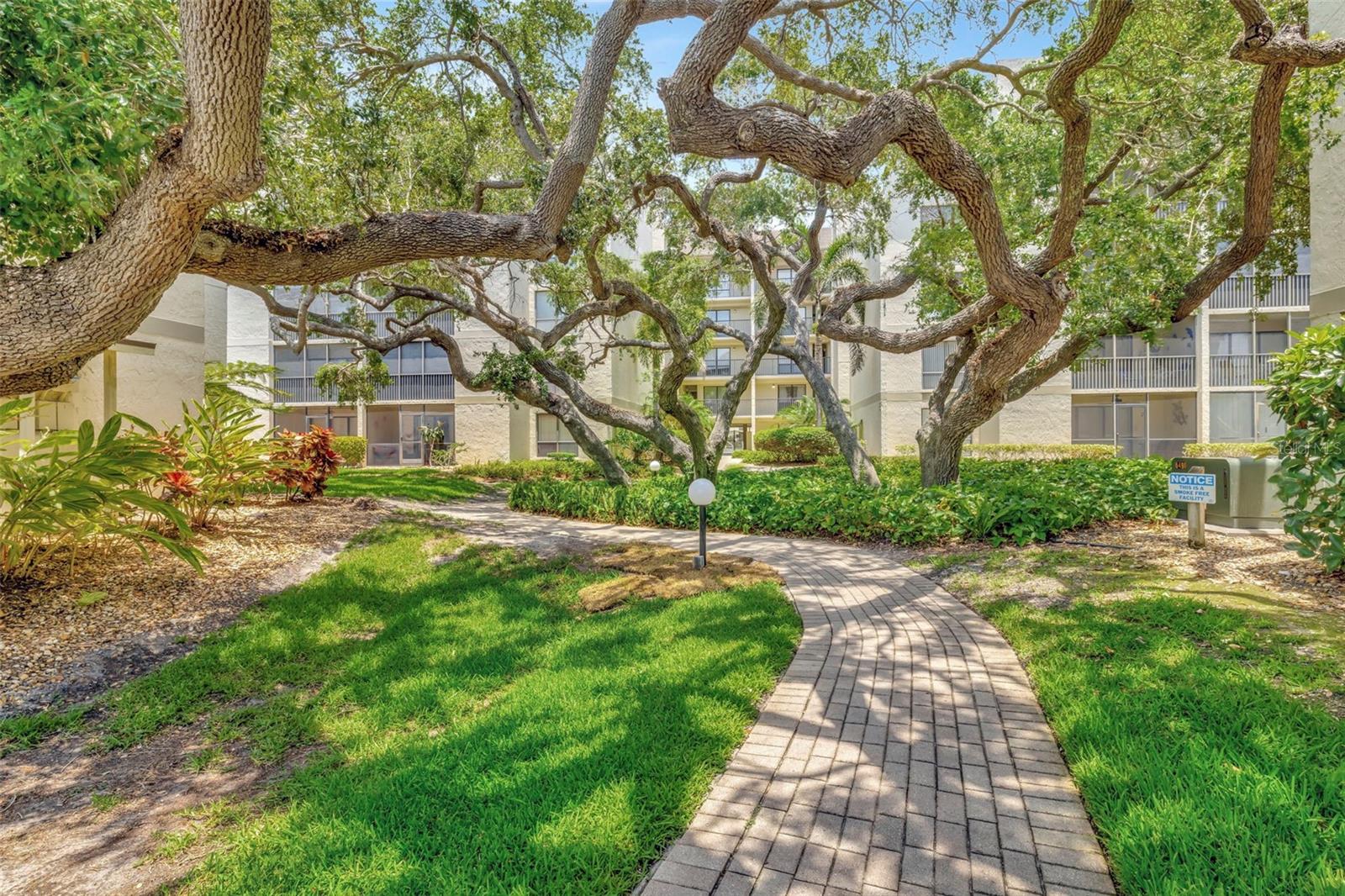 A4663201 Property Photo
