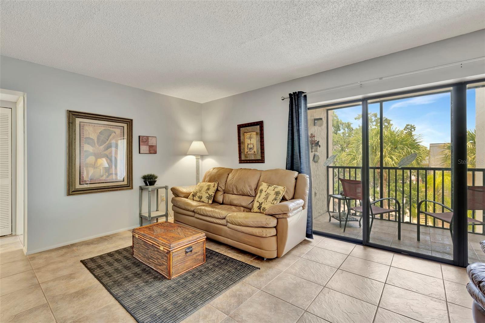 A4663201 Property Photo