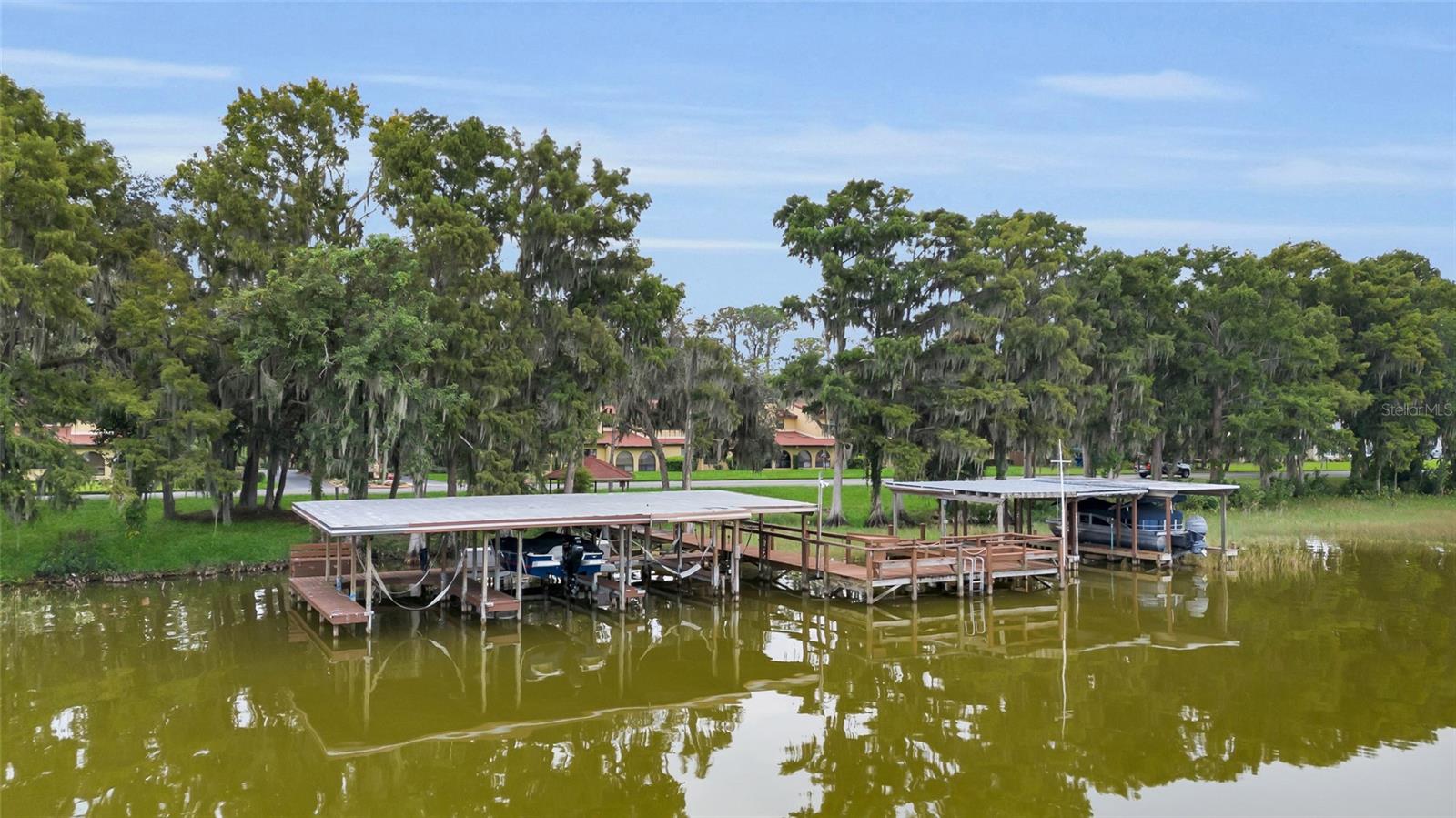 1111 LAKESHORE DR #A3, EUSTIS, FL, 32726