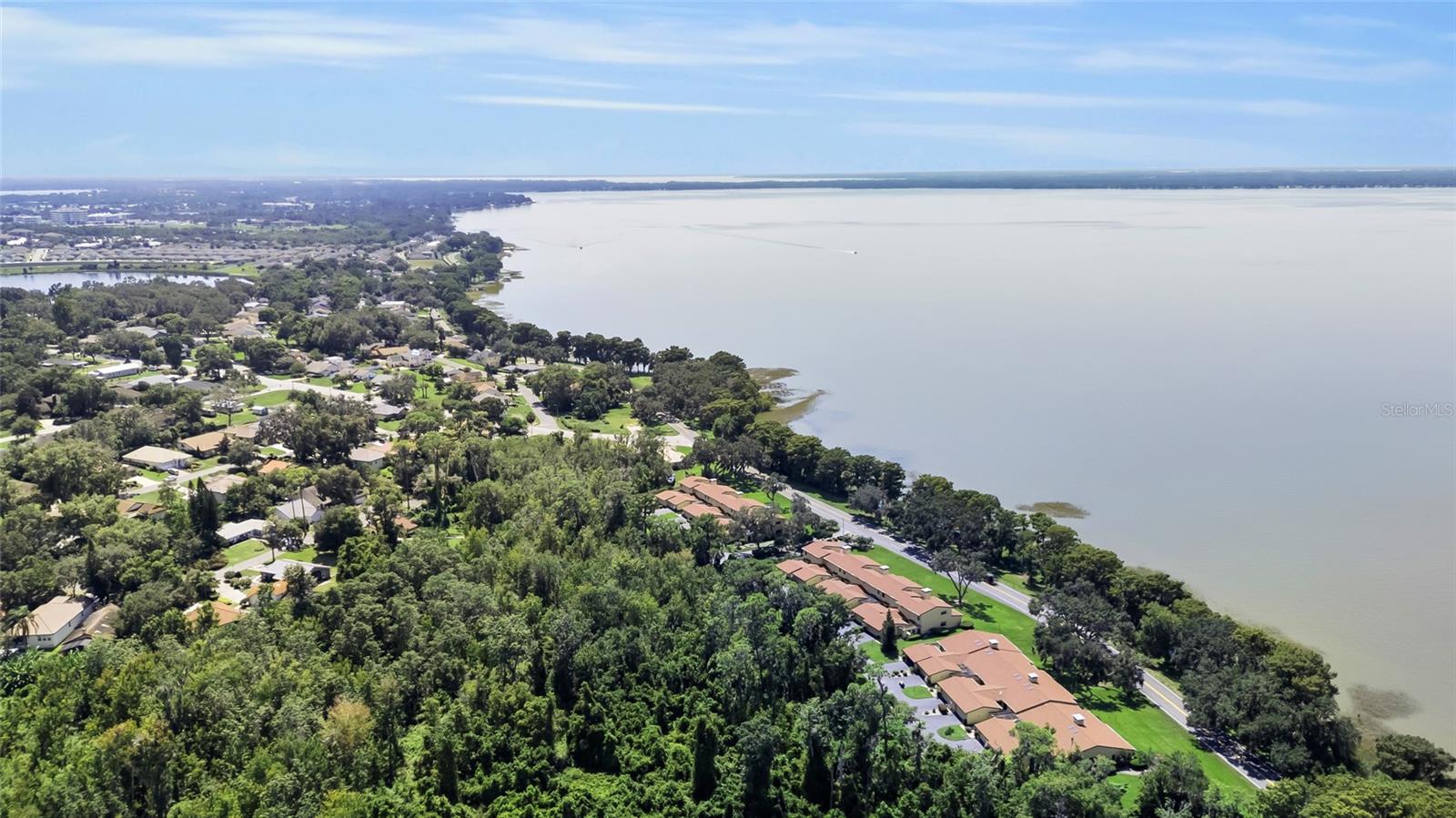 1111 LAKESHORE DR #A3, EUSTIS, FL, 32726