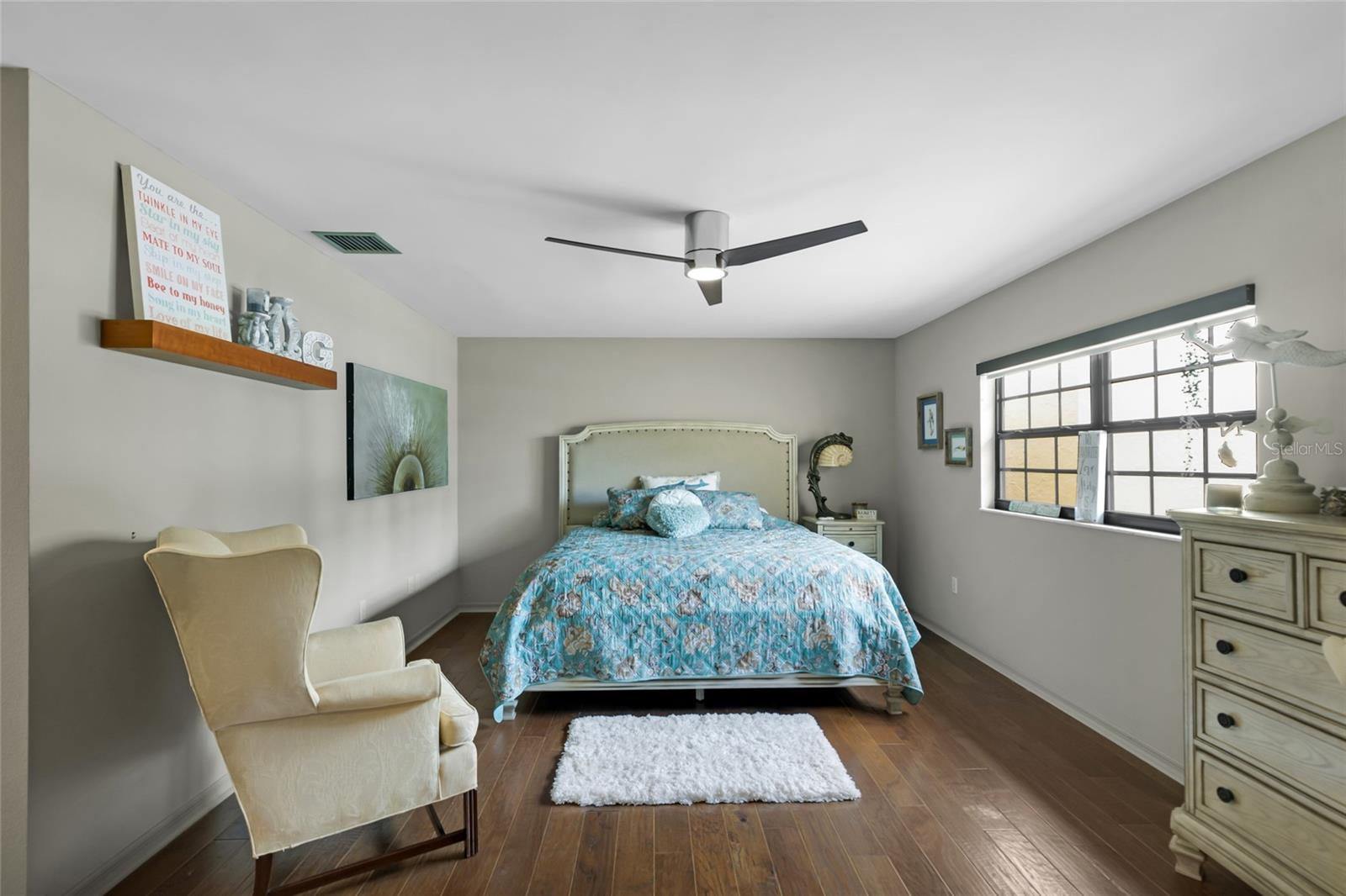 1111 LAKESHORE DR #A3, EUSTIS, FL, 32726