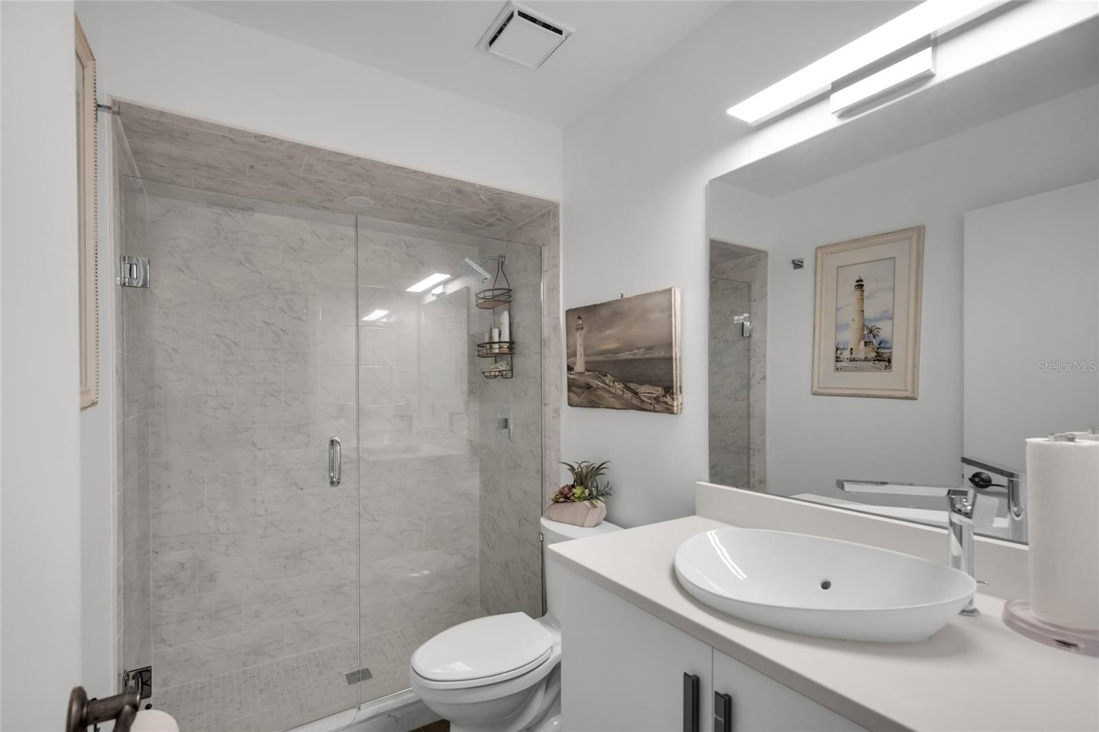 1111 LAKESHORE DR #A3, EUSTIS, FL, 32726