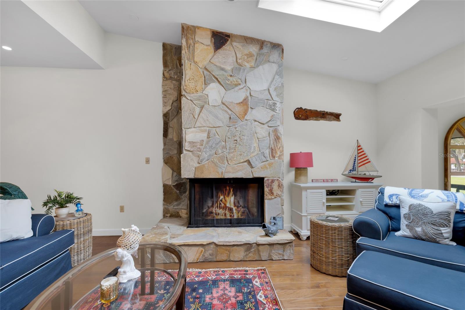 1111 LAKESHORE DR #A3, EUSTIS, FL, 32726