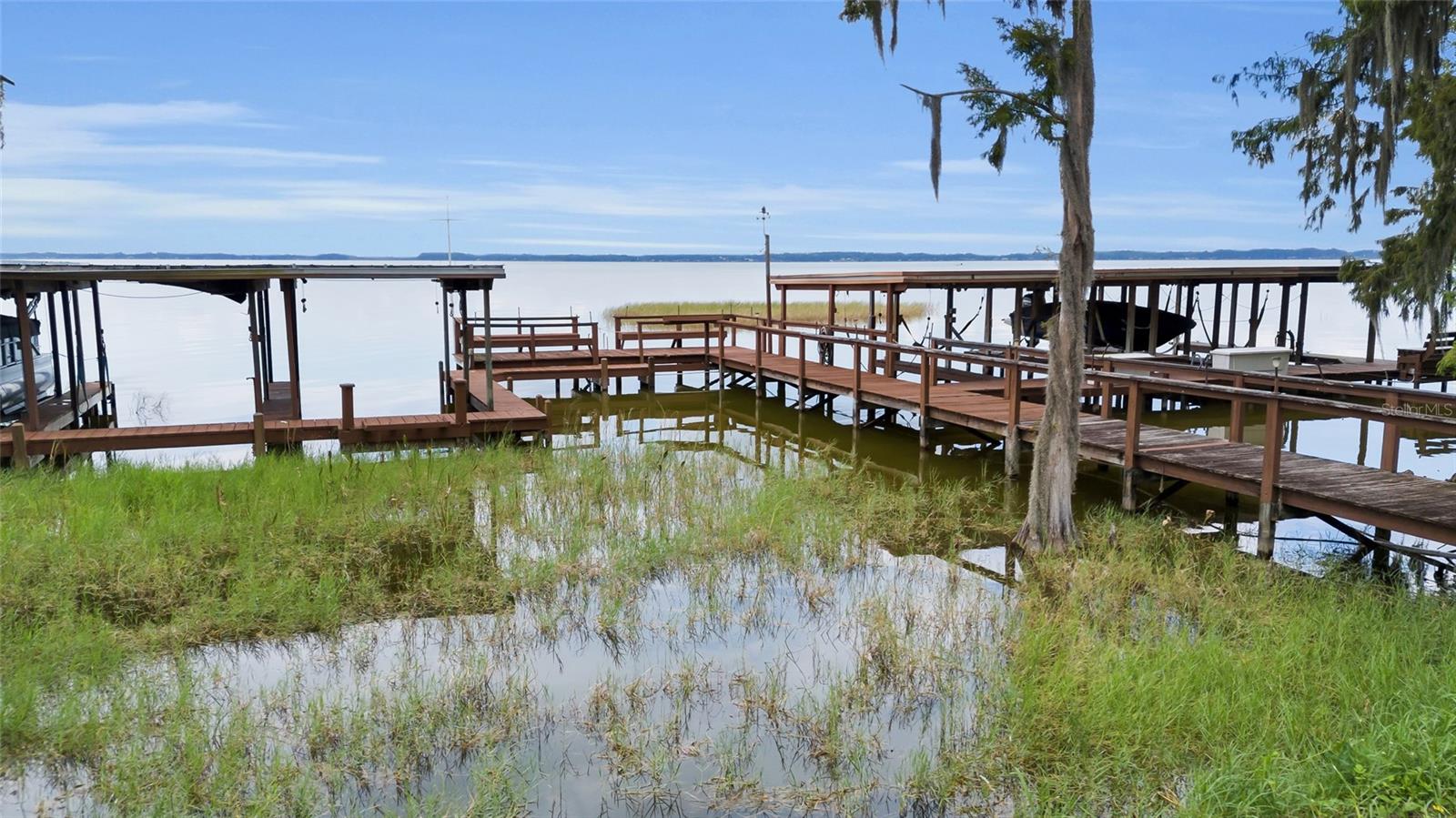 1111 LAKESHORE DR #A3, EUSTIS, FL, 32726