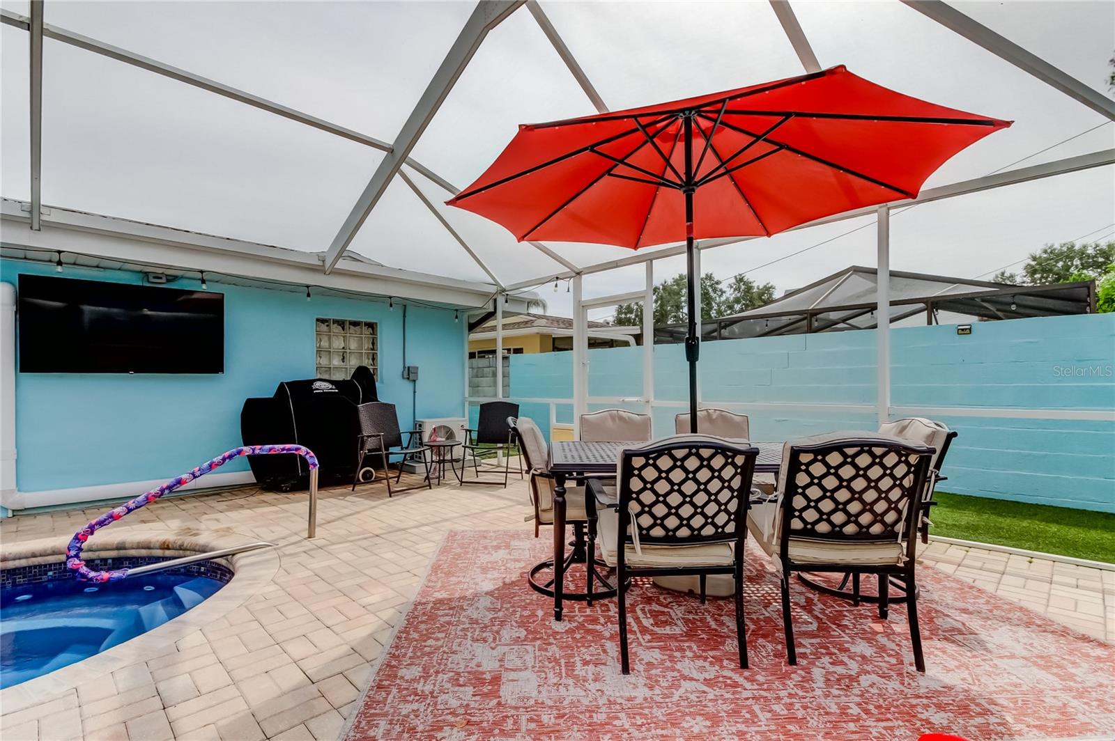 514 E LAKE DR, LARGO, FL, 33771