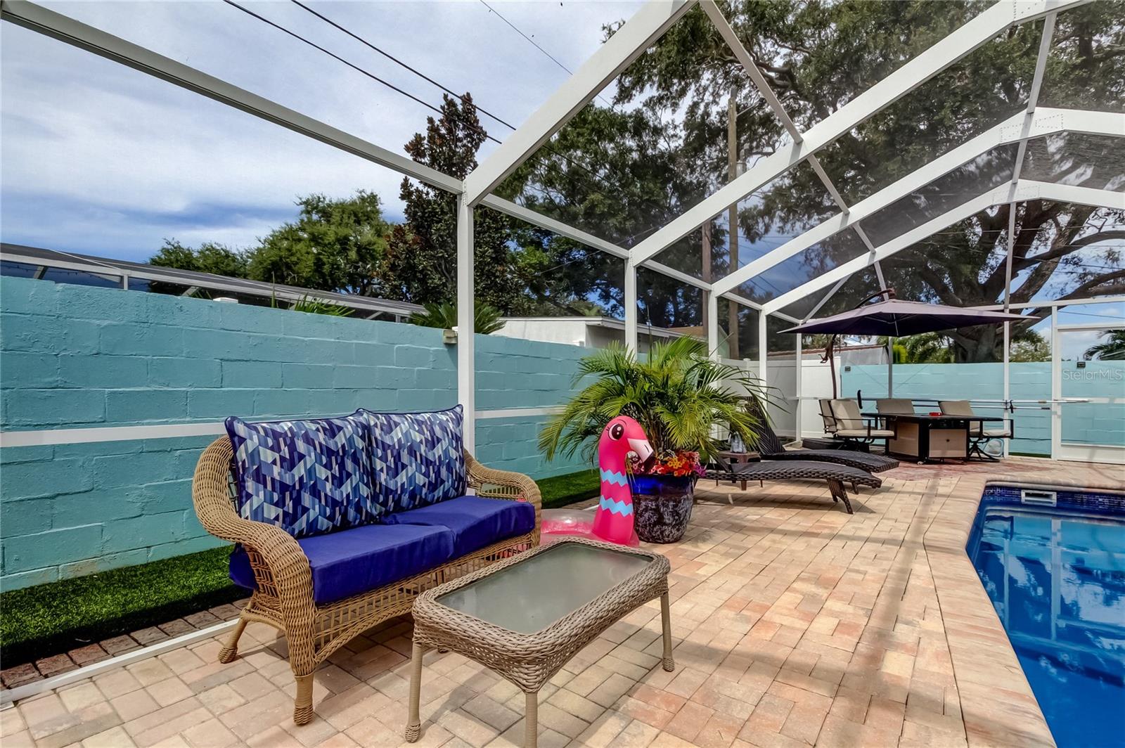 514 E LAKE DR, LARGO, FL, 33771