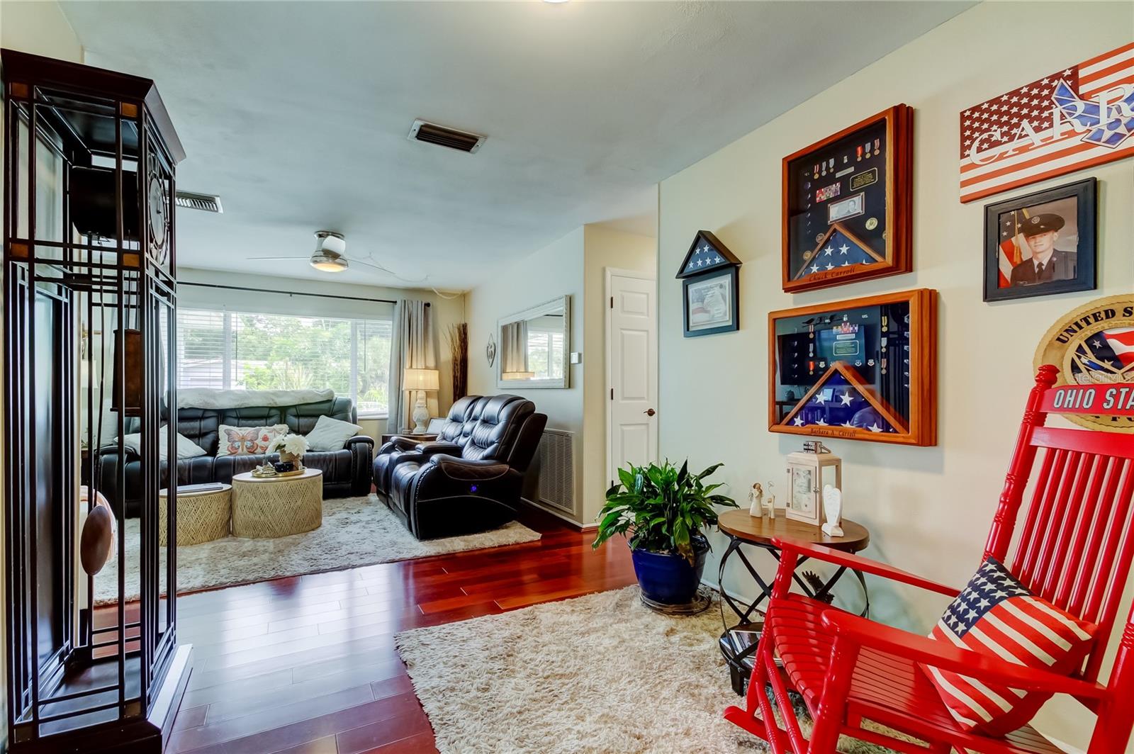 514 E LAKE DR, LARGO, FL, 33771