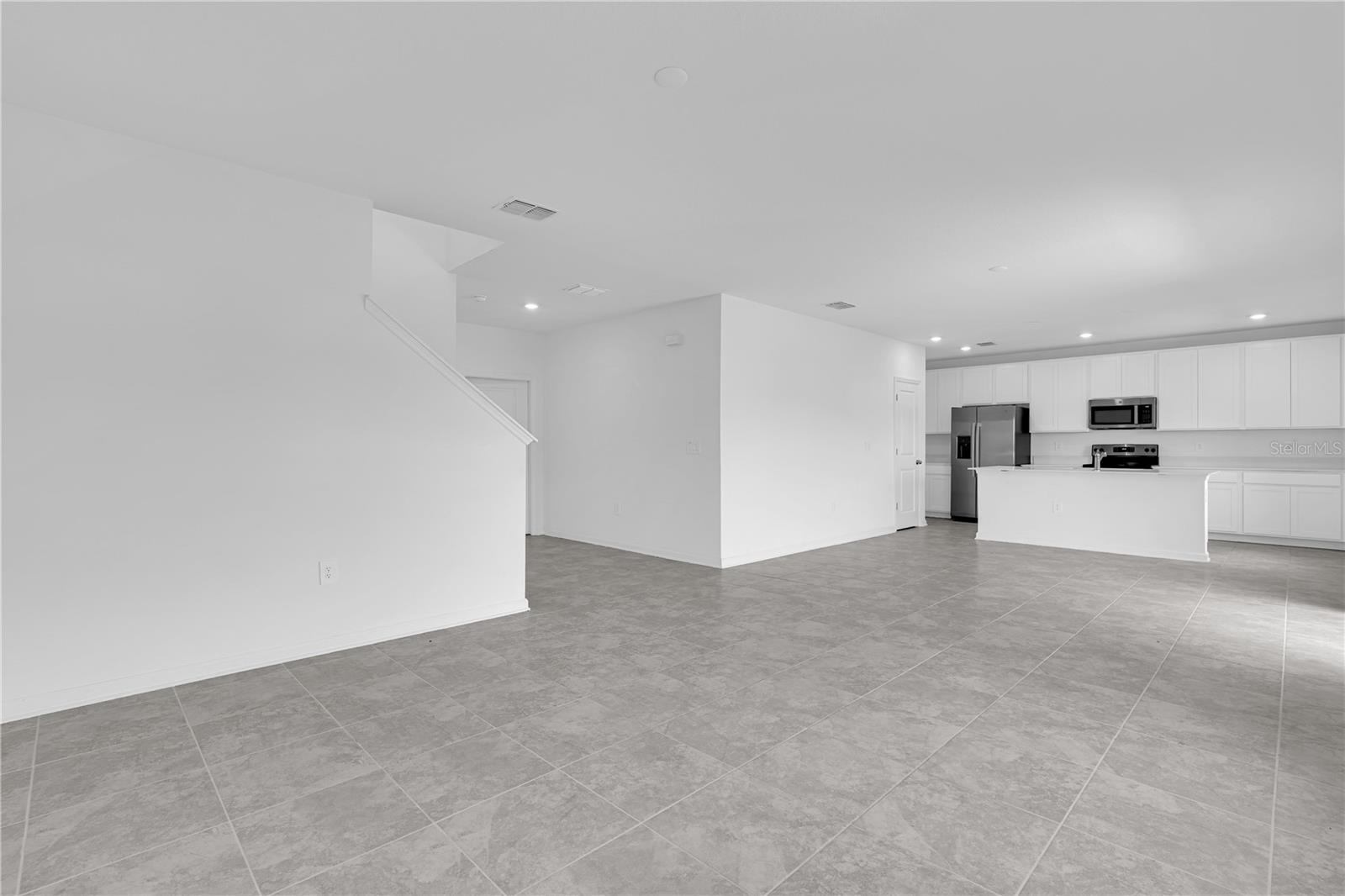 1021 WATERFALL BLVD, DAVENPORT, FL, 33837