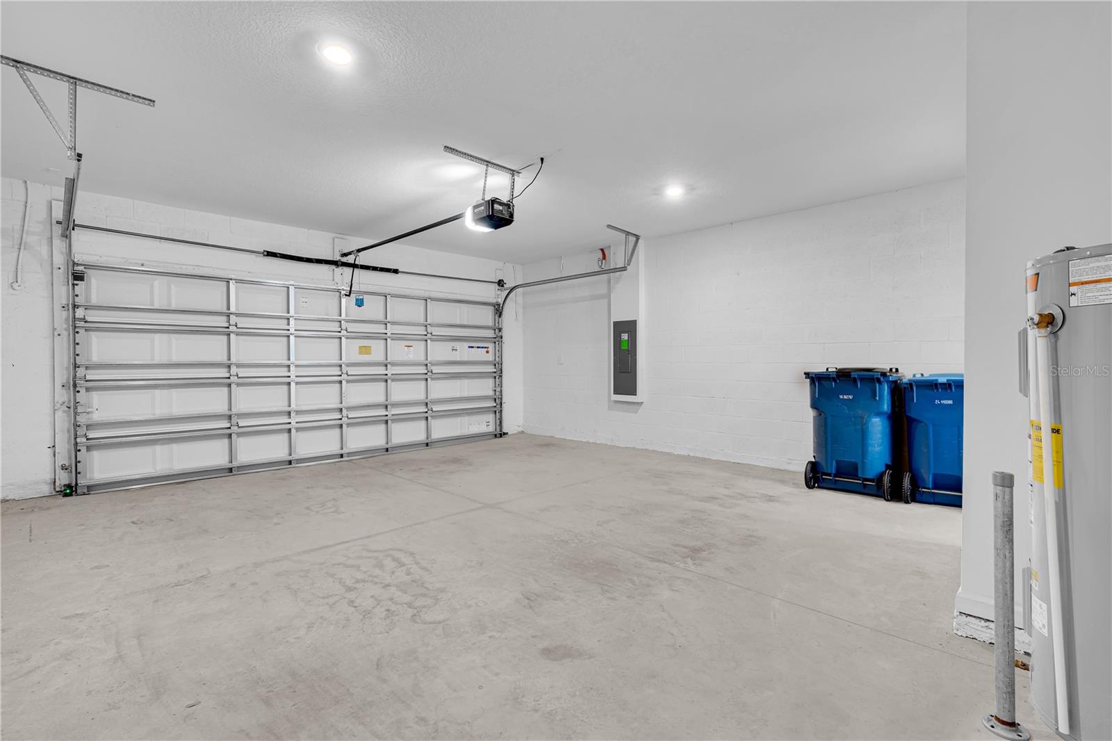 1021 WATERFALL BLVD, DAVENPORT, FL, 33837