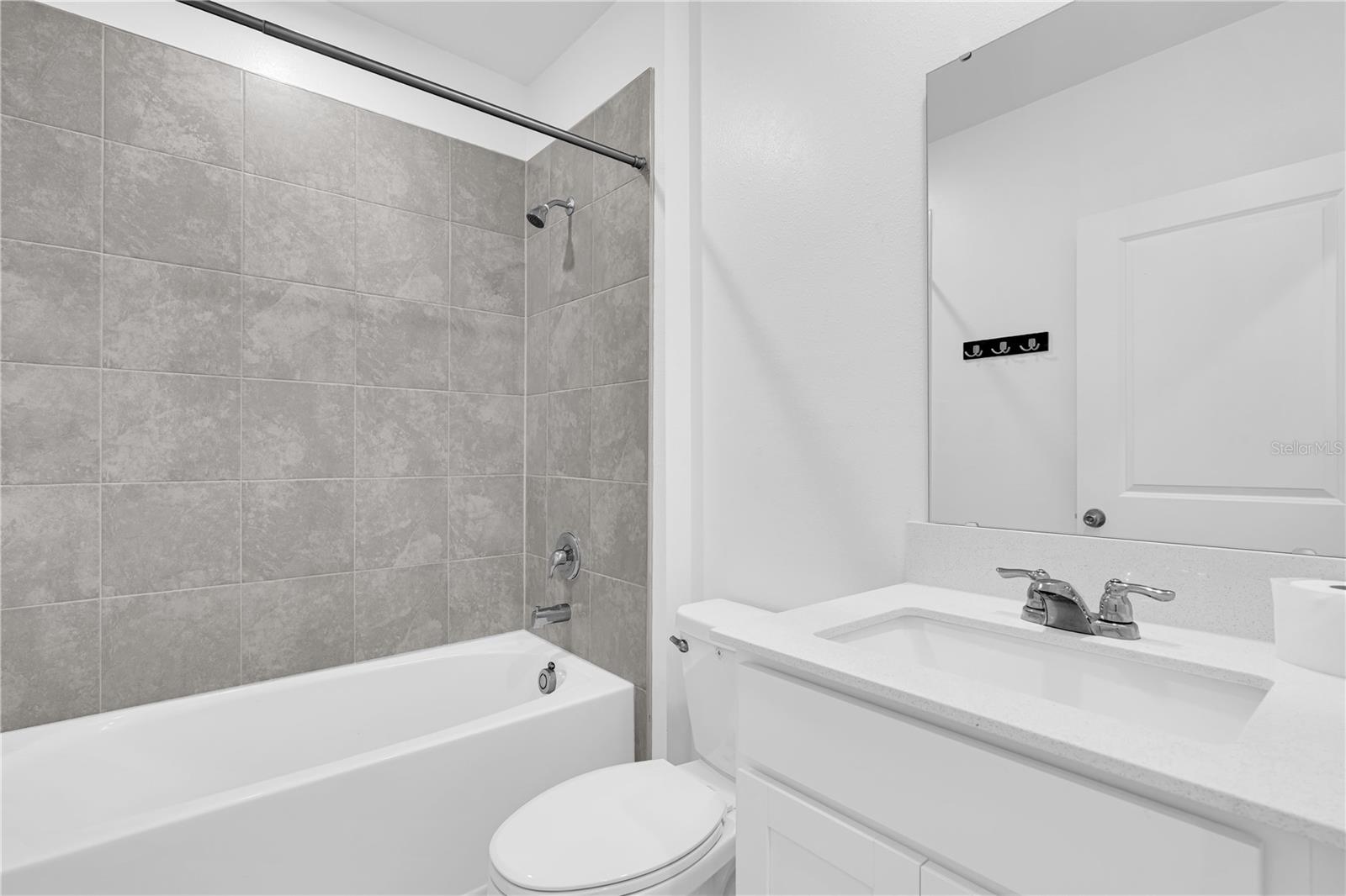 1021 WATERFALL BLVD, DAVENPORT, FL, 33837