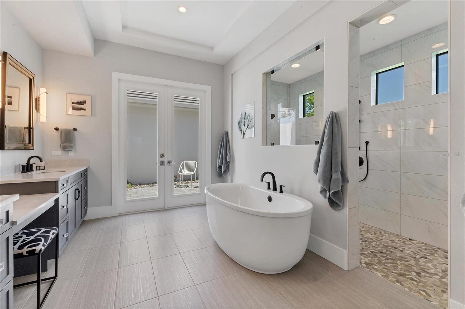 A4663241 Property Photo