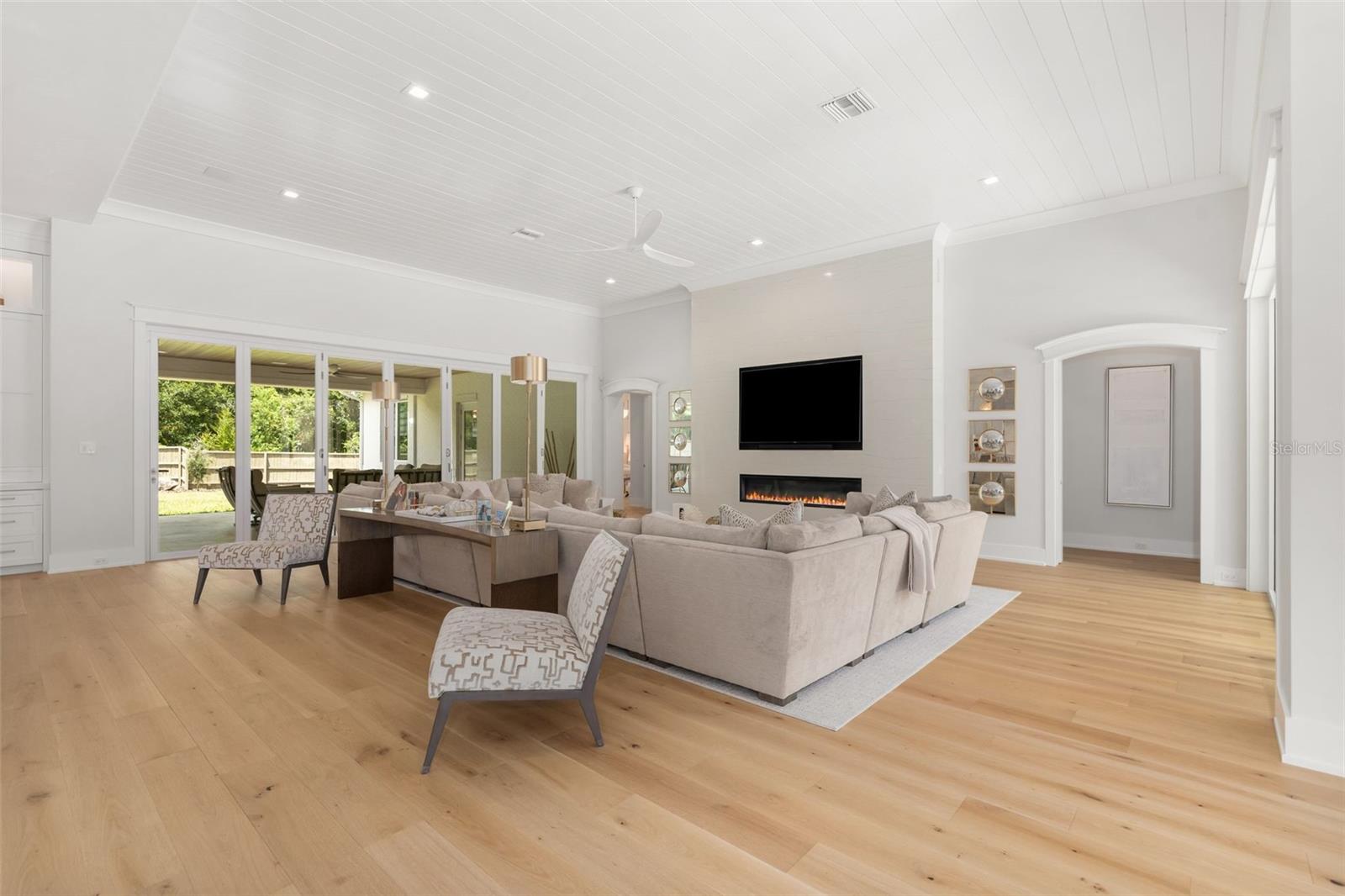 GC533560 Property Photo