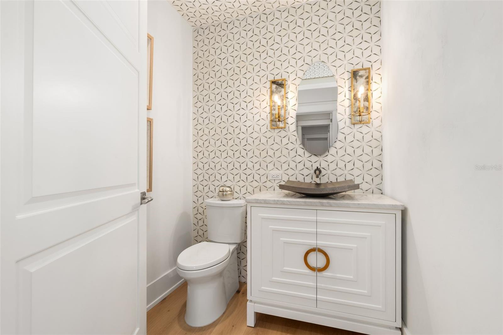 GC533560 Property Photo