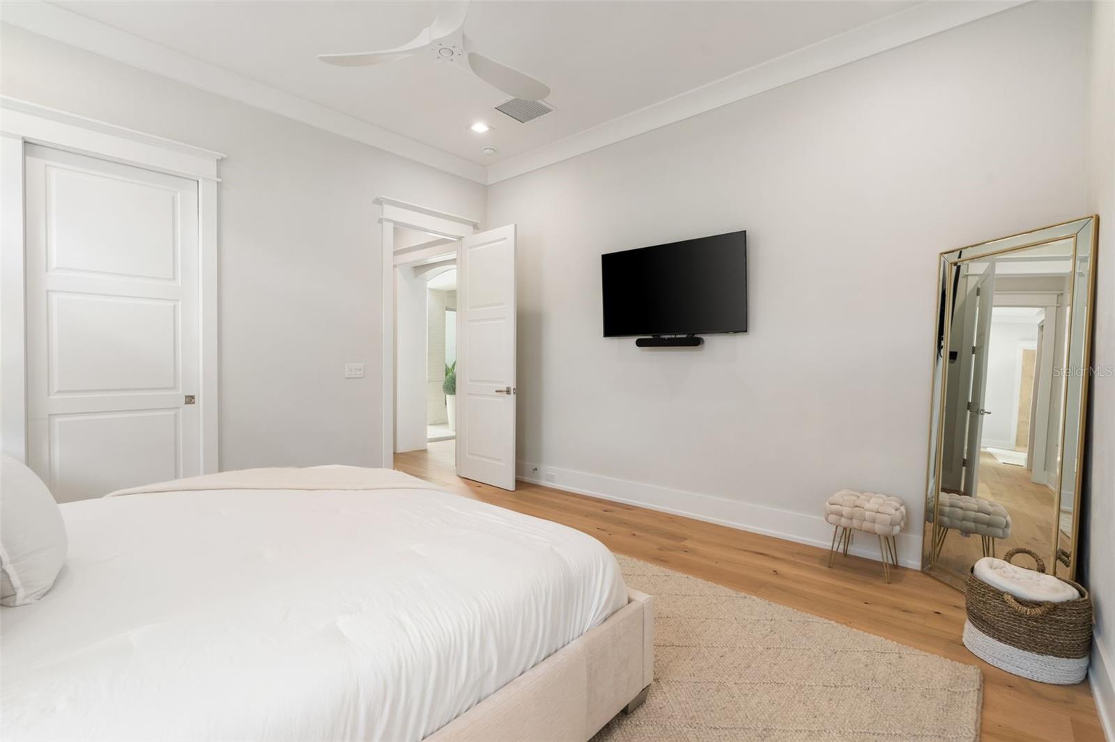 GC533560 Property Photo