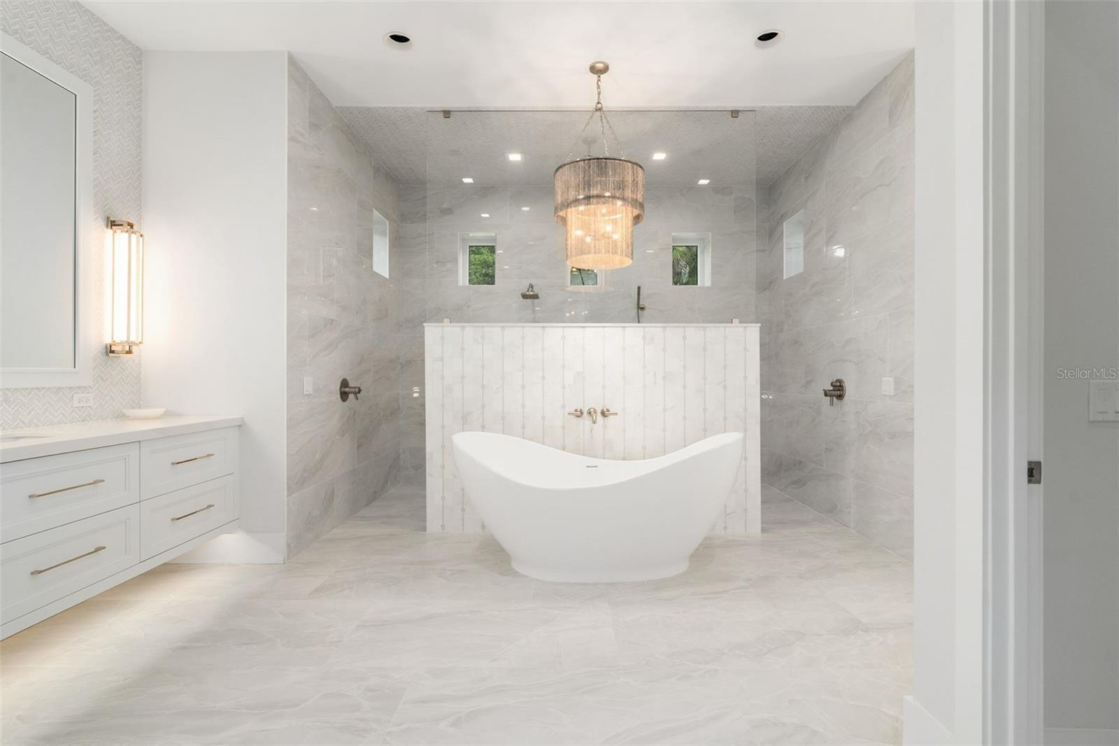 GC533560 Property Photo