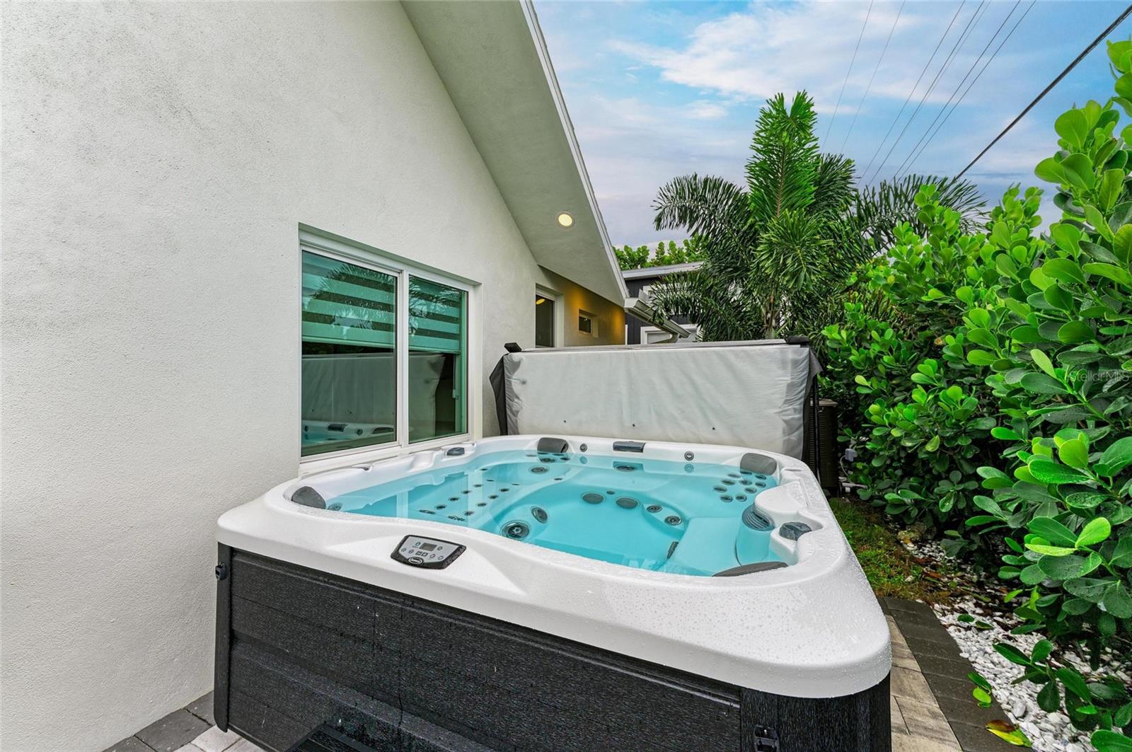 A4663262 Property Photo