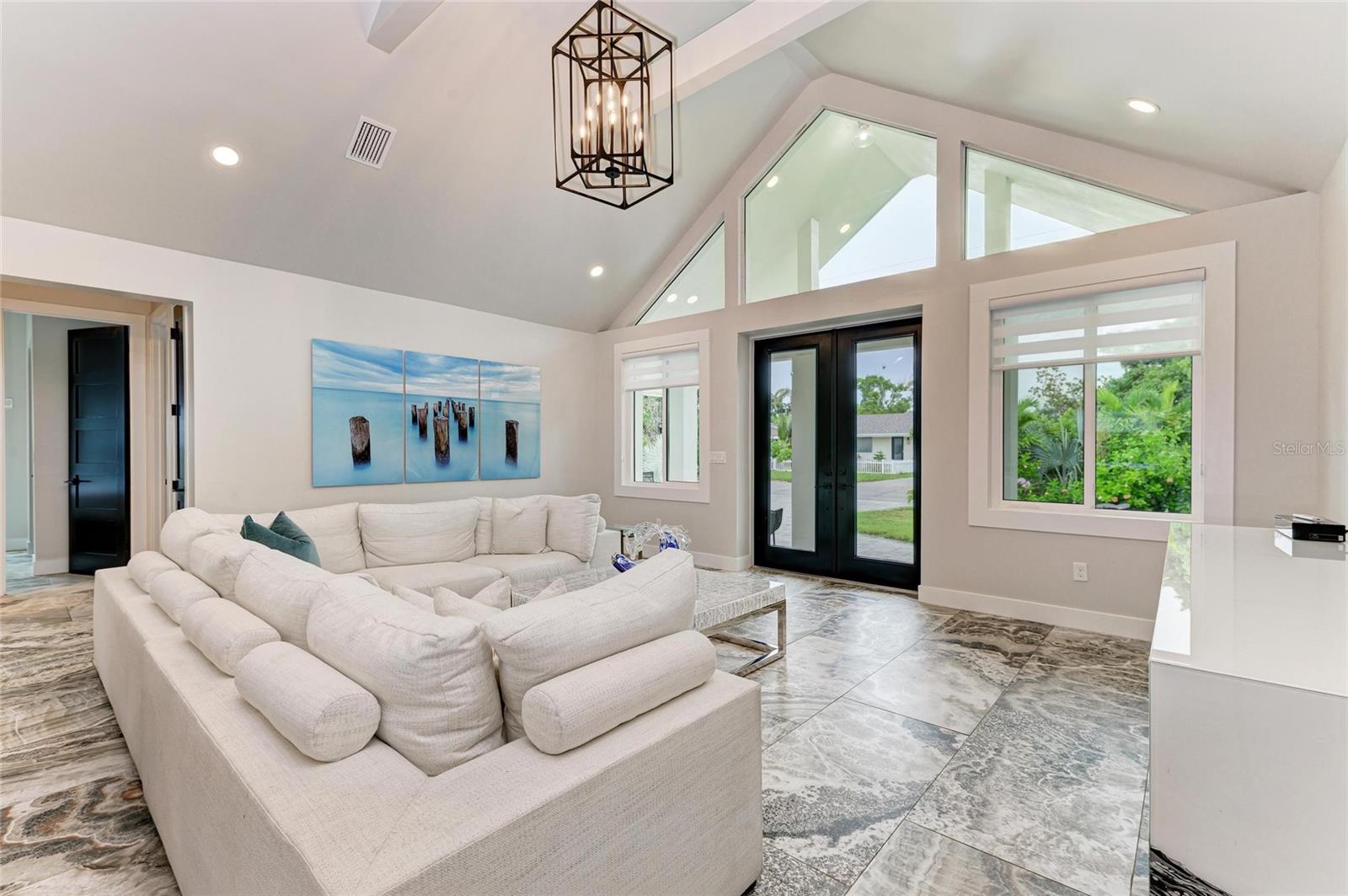 A4663262 Property Photo