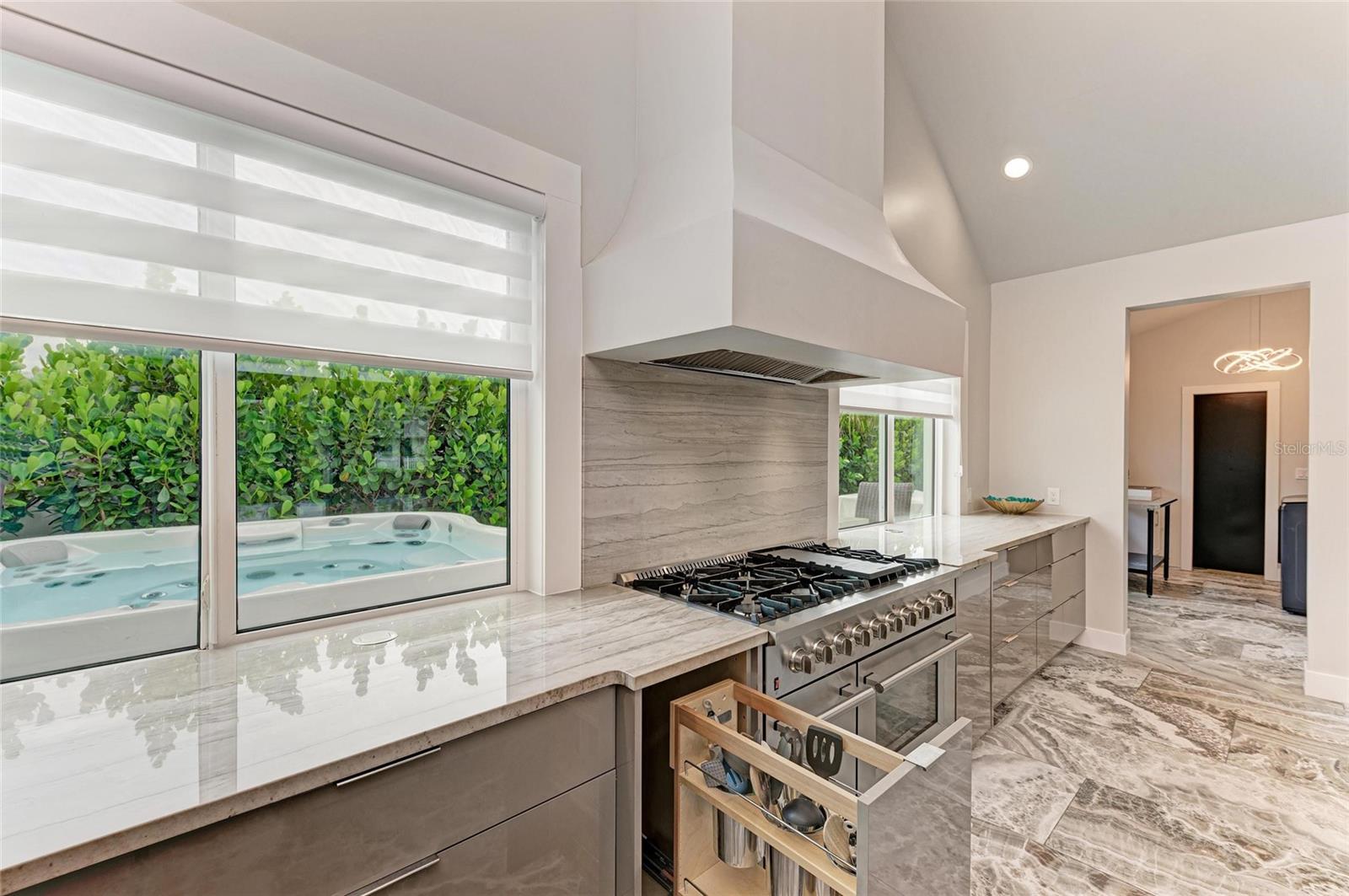 A4663262 Property Photo