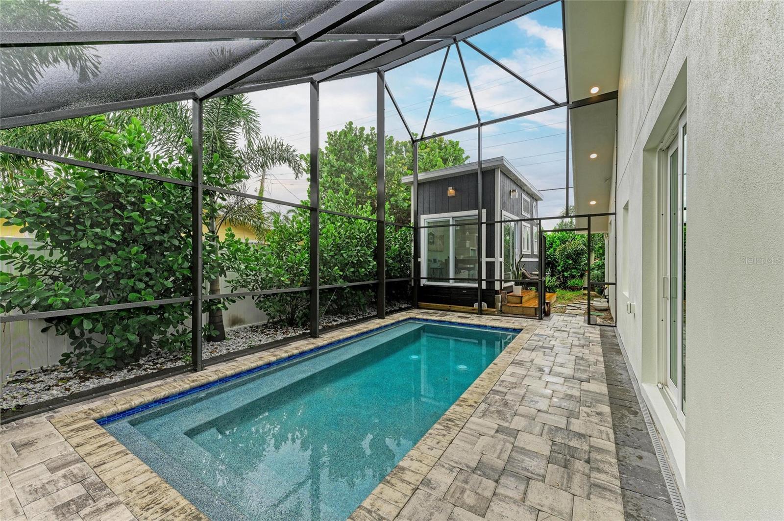 A4663262 Property Photo
