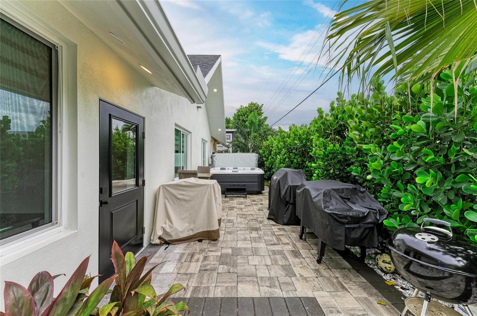 A4663262 Property Photo