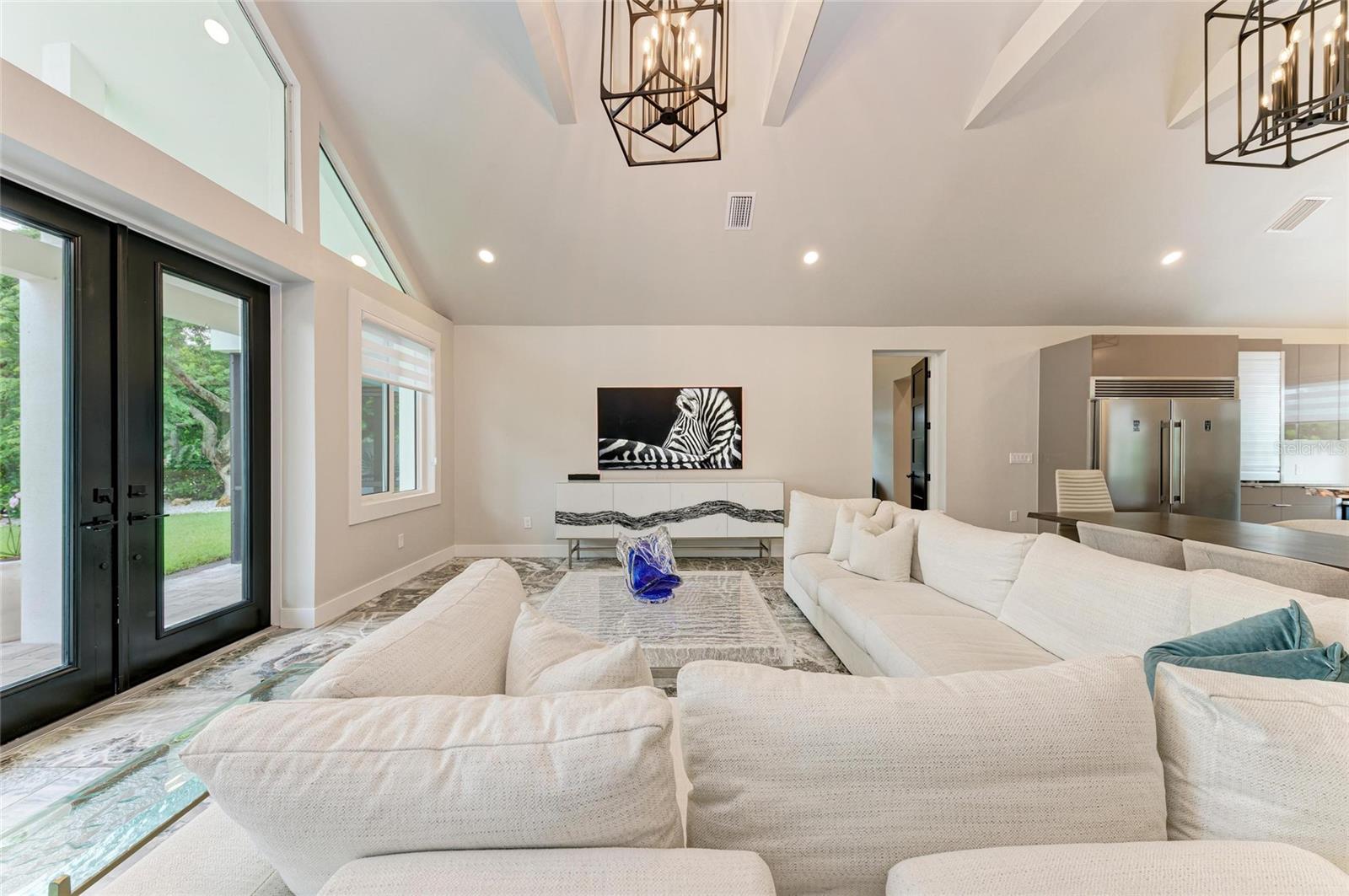 A4663262 Property Photo