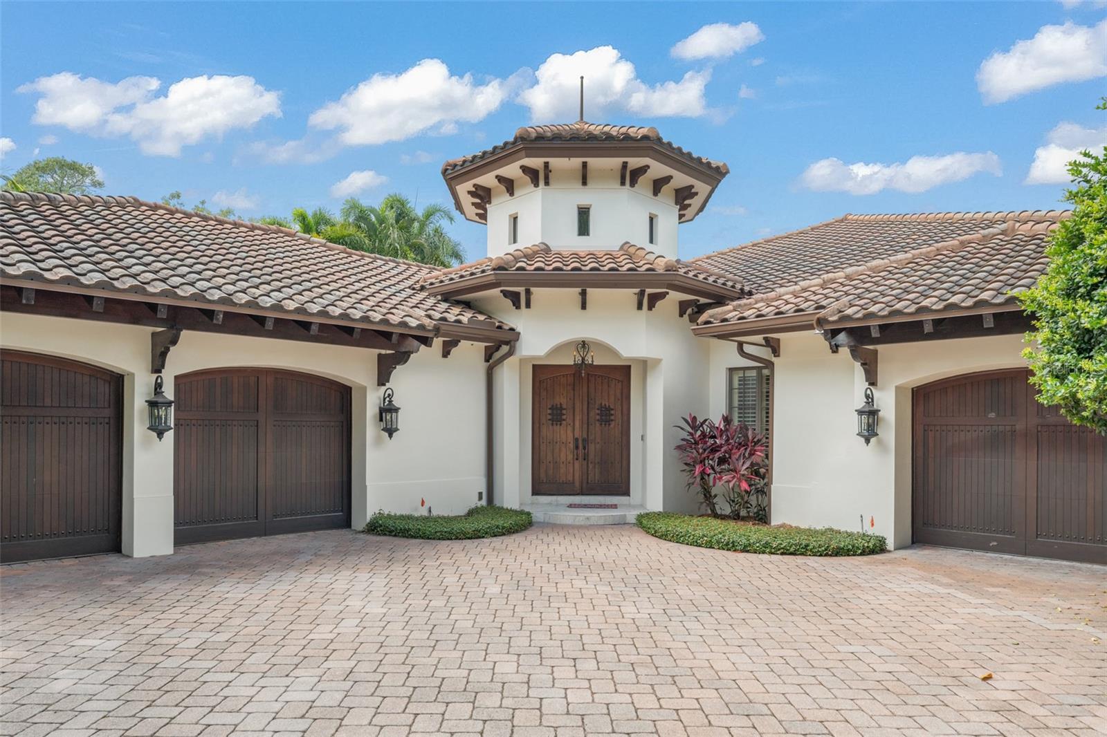 O6339134 Property Photo