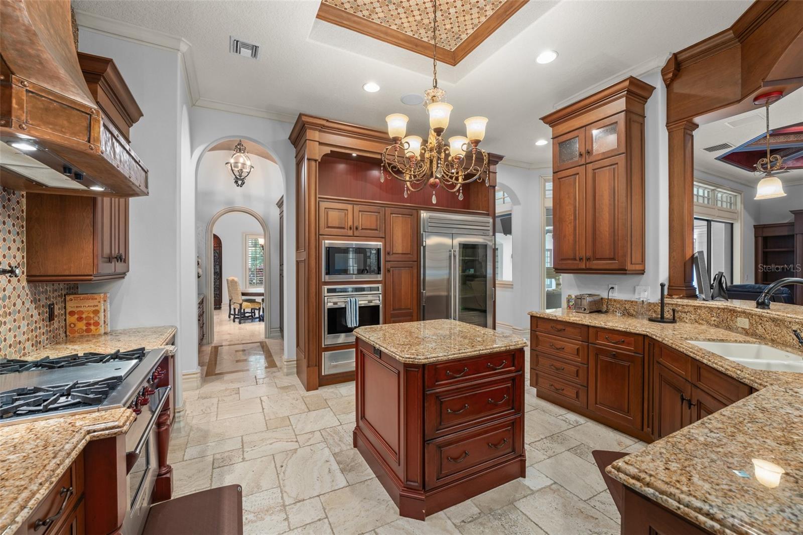 O6339134 Property Photo