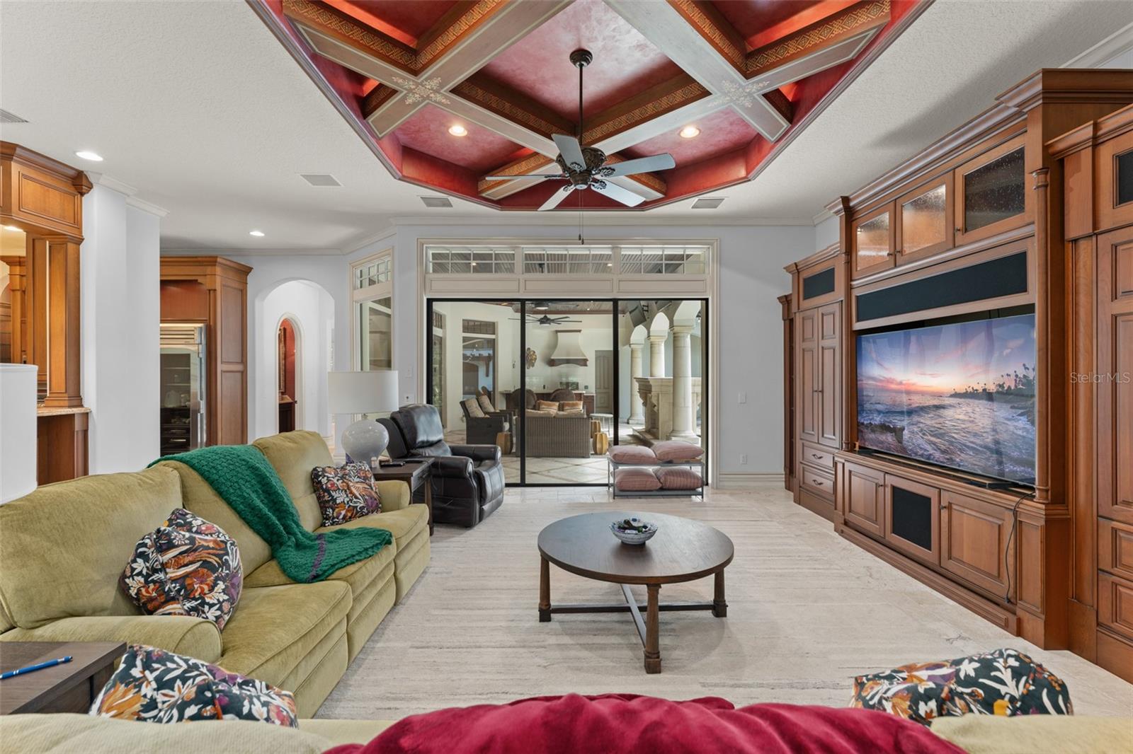 O6339134 Property Photo