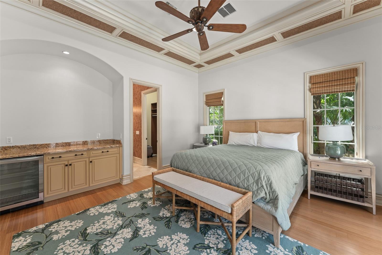 O6339134 Property Photo