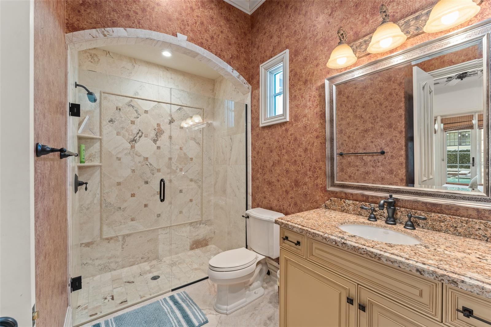 O6339134 Property Photo