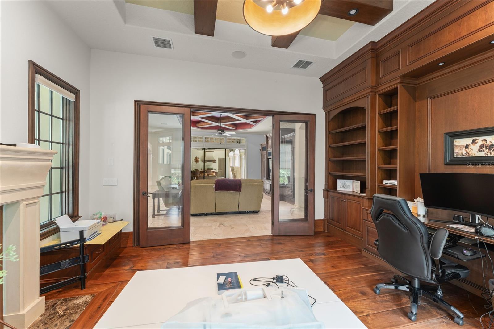 O6339134 Property Photo