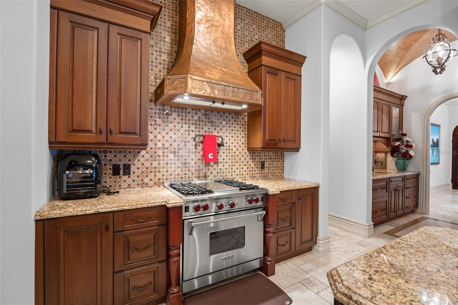 O6339134 Property Photo