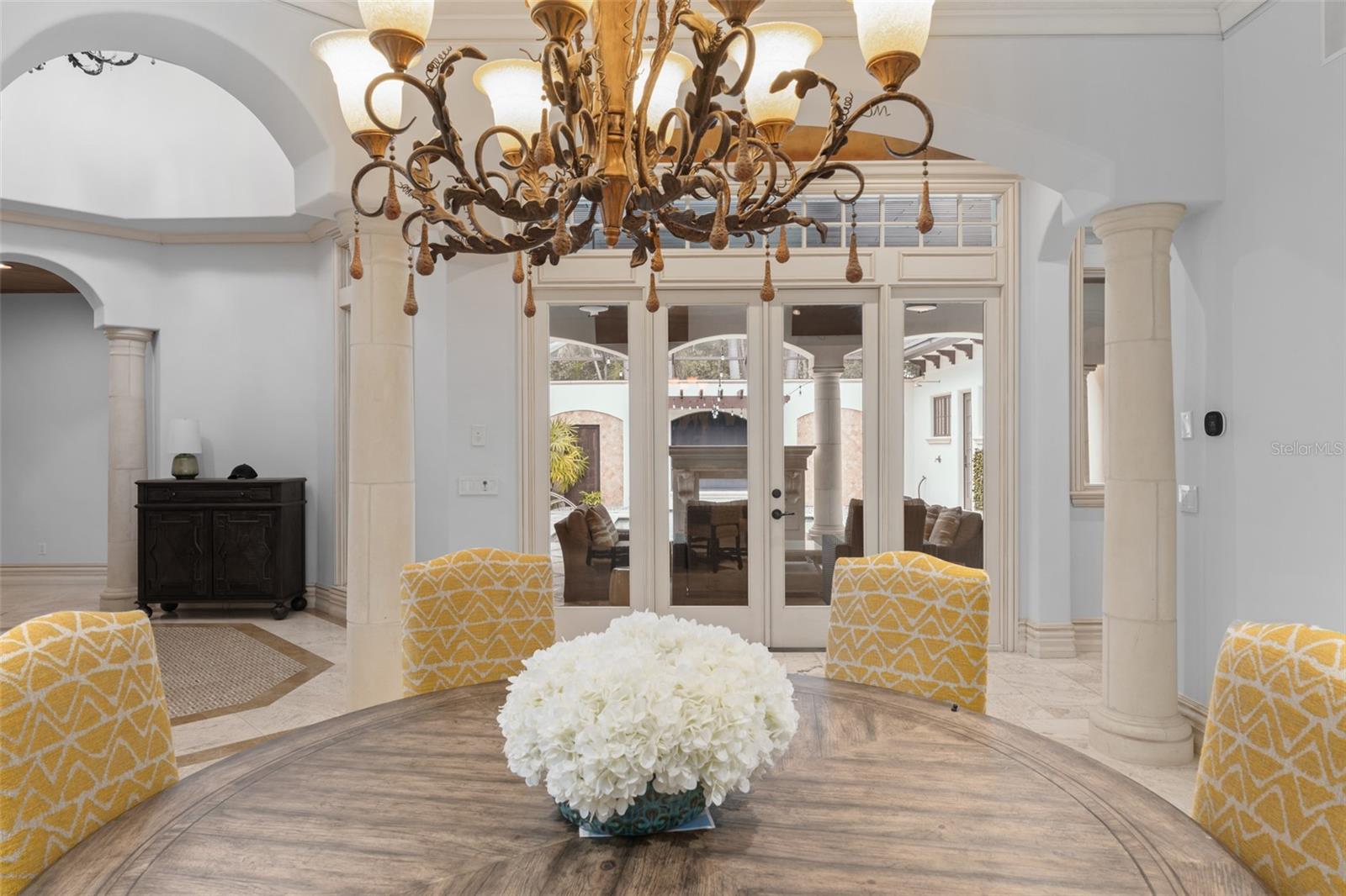 O6339134 Property Photo