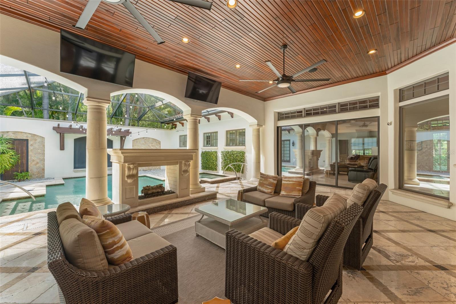 O6339134 Property Photo