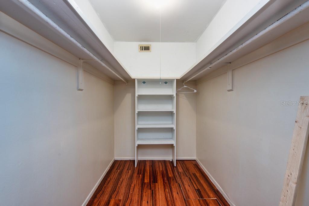 8602 CHAMPLAIN CT #93, TAMPA, FL, 33614