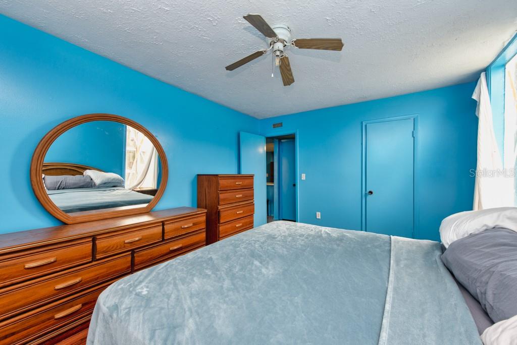 8602 CHAMPLAIN CT #93, TAMPA, FL, 33614