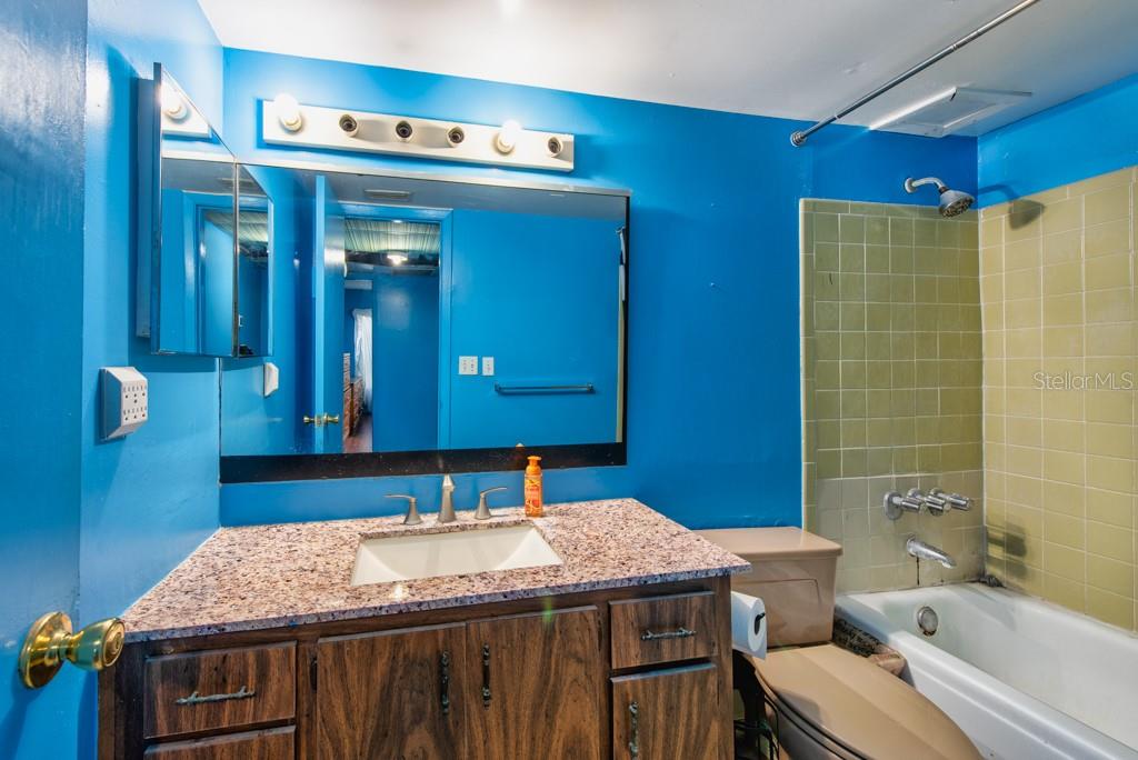 8602 CHAMPLAIN CT #93, TAMPA, FL, 33614