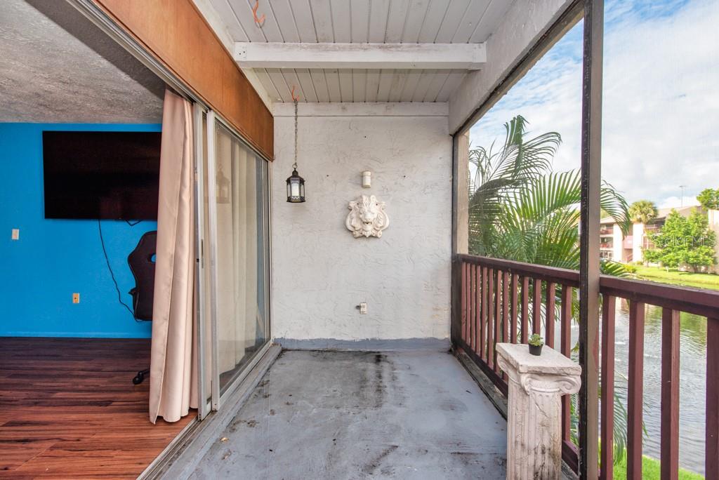 8602 CHAMPLAIN CT #93, TAMPA, FL, 33614