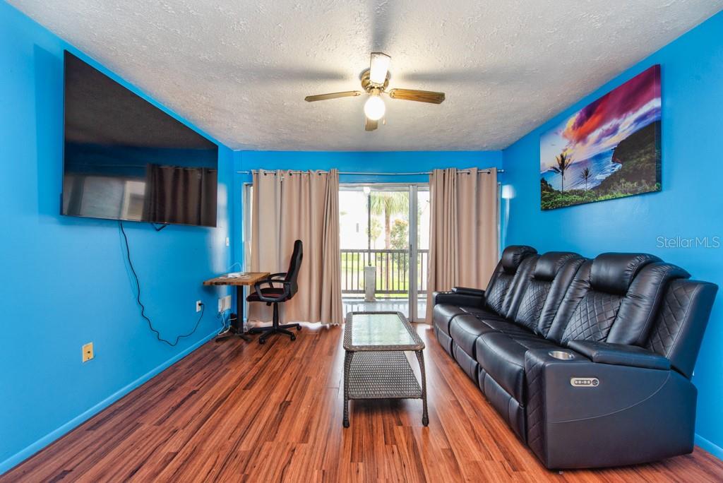 8602 CHAMPLAIN CT #93, TAMPA, FL, 33614