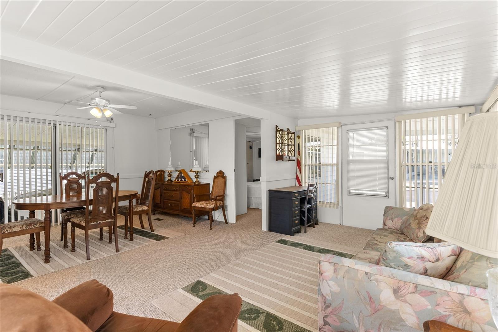 TB8421515 Property Photo