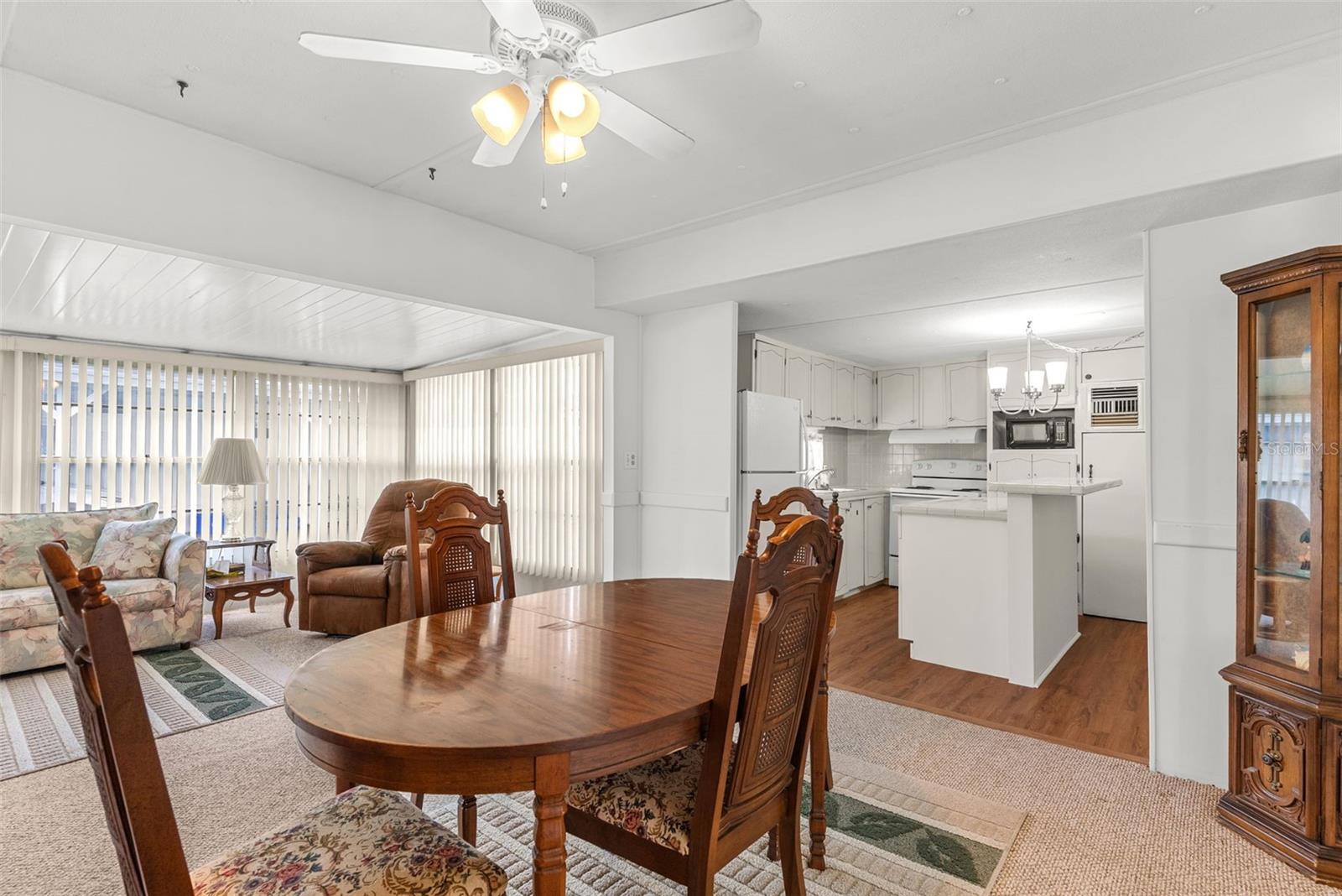 TB8421515 Property Photo