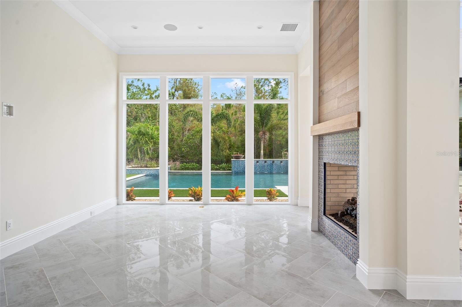 O6339148 Property Photo